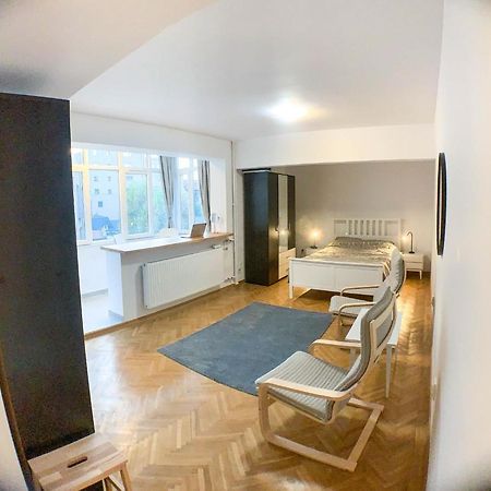 Luterana Studio Apartment Bucarest Exterior foto
