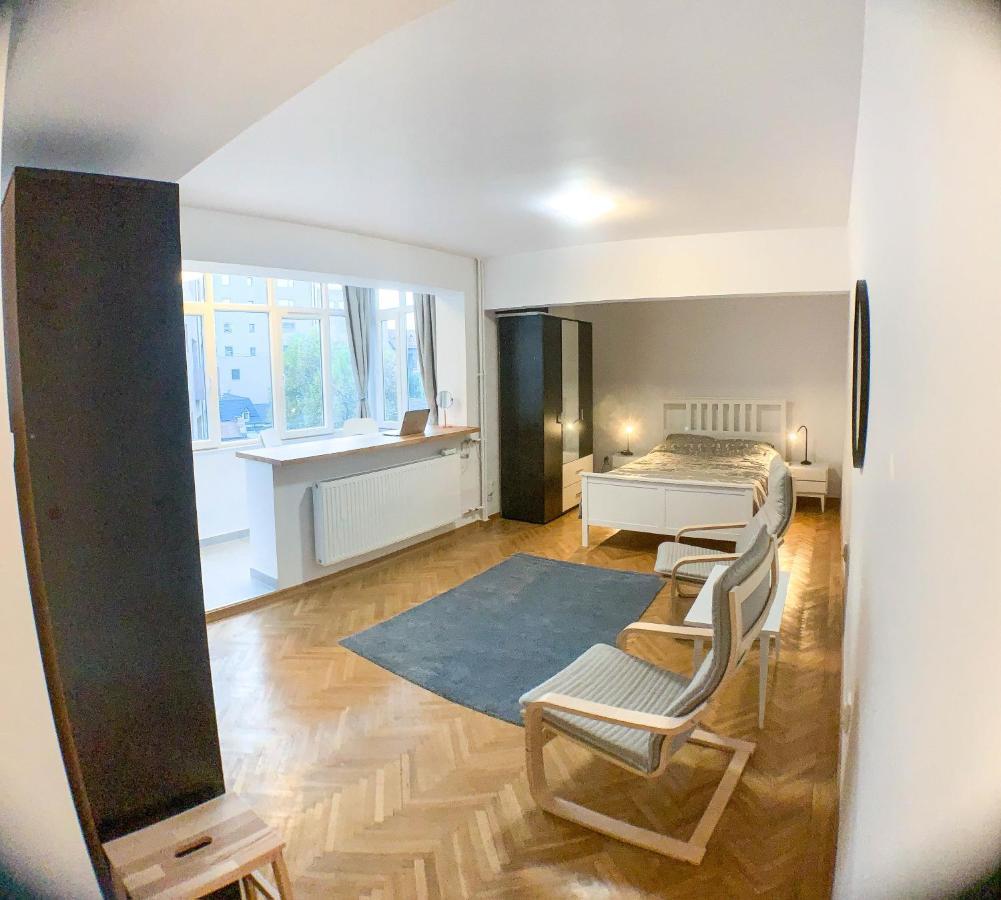 Luterana Studio Apartment Bucarest Exterior foto