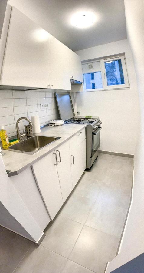 Luterana Studio Apartment Bucarest Exterior foto