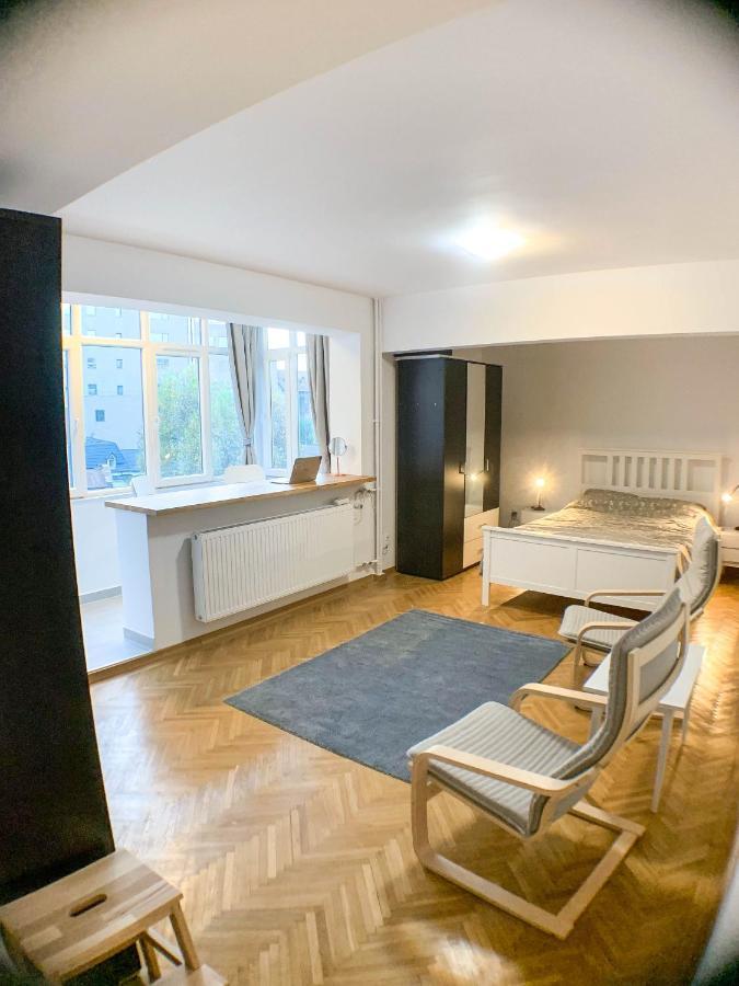 Luterana Studio Apartment Bucarest Exterior foto